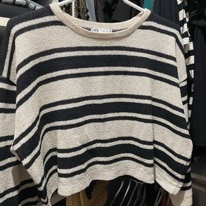 Brand new Zara cropped sweater